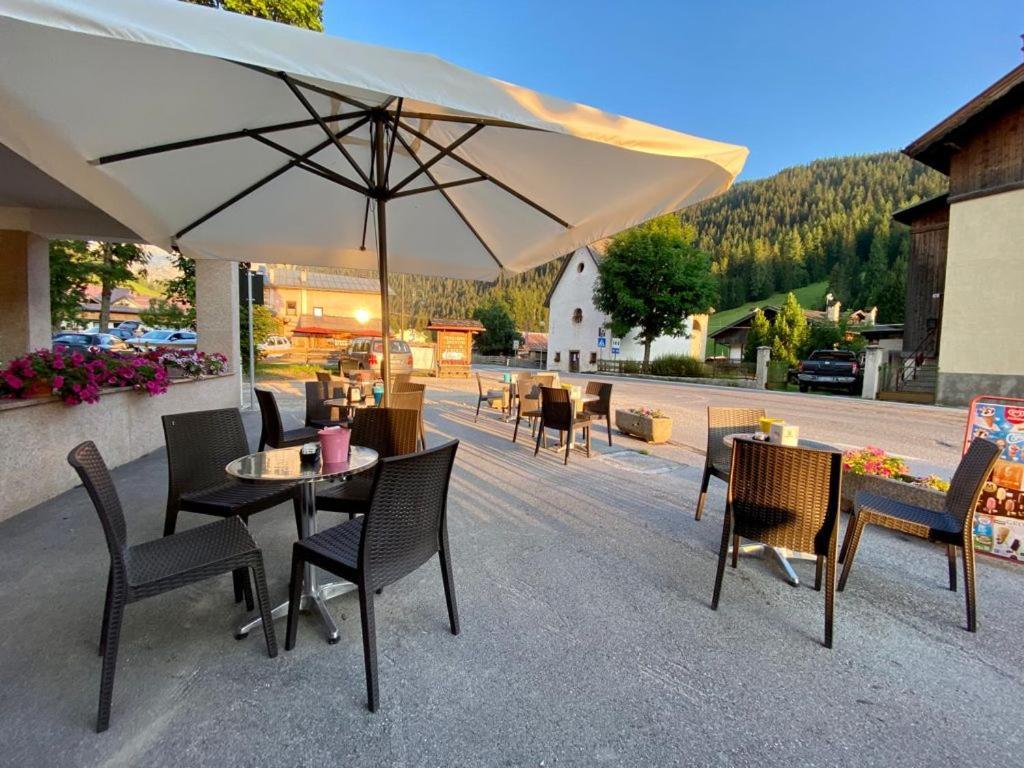 Hotel B&B Lorenzini Ski Selva di Cadore Exterior photo